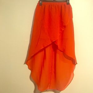 Assymetrical skirt